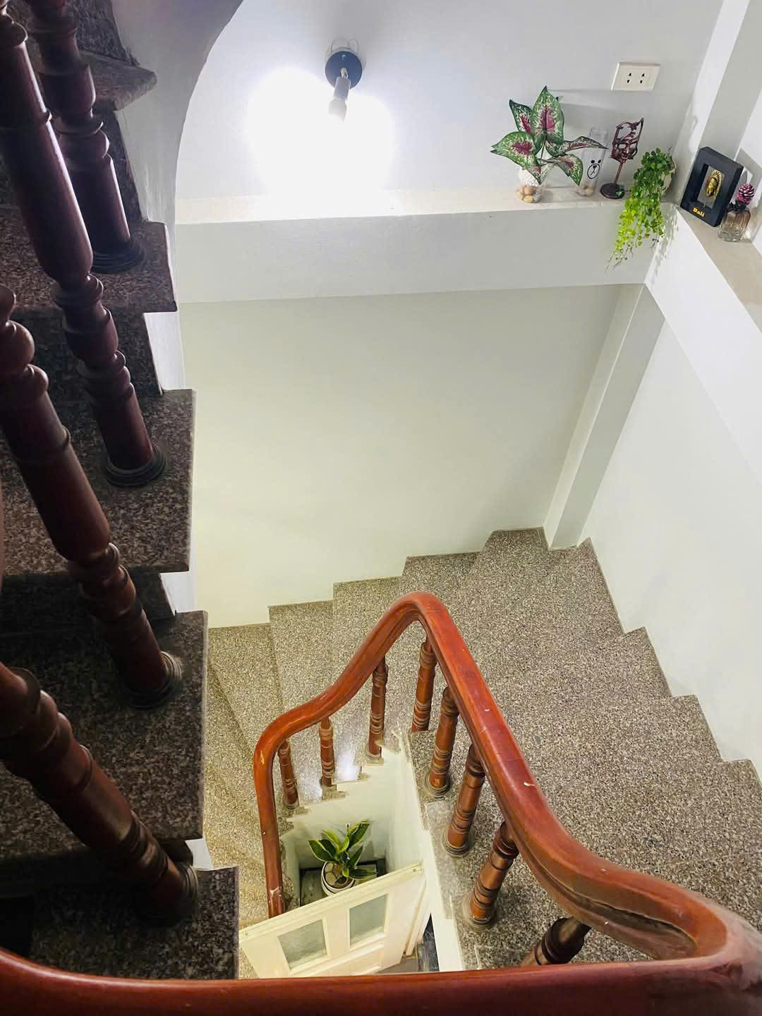 Cho thuê nhà KD onl ở GĐ ngõ 92 Phố Hoàng Mai, 4 tầng x 36m2, 2 ngủ khép kín 9 Triệu - Ảnh 4